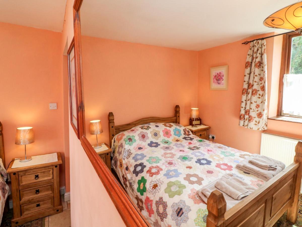 The Old Forge Cottage Bude Esterno foto