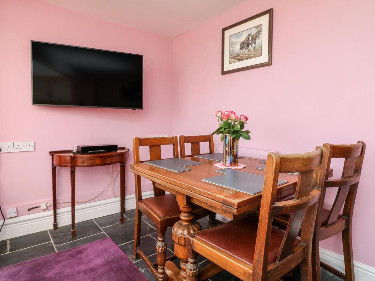 The Old Forge Cottage Bude Esterno foto